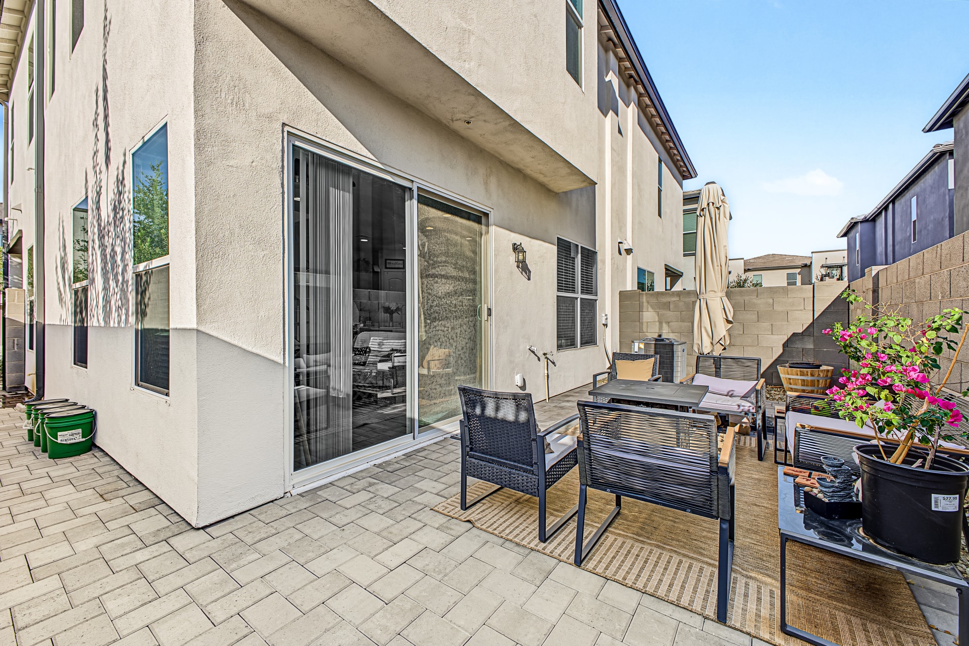 Community — amenity area 2